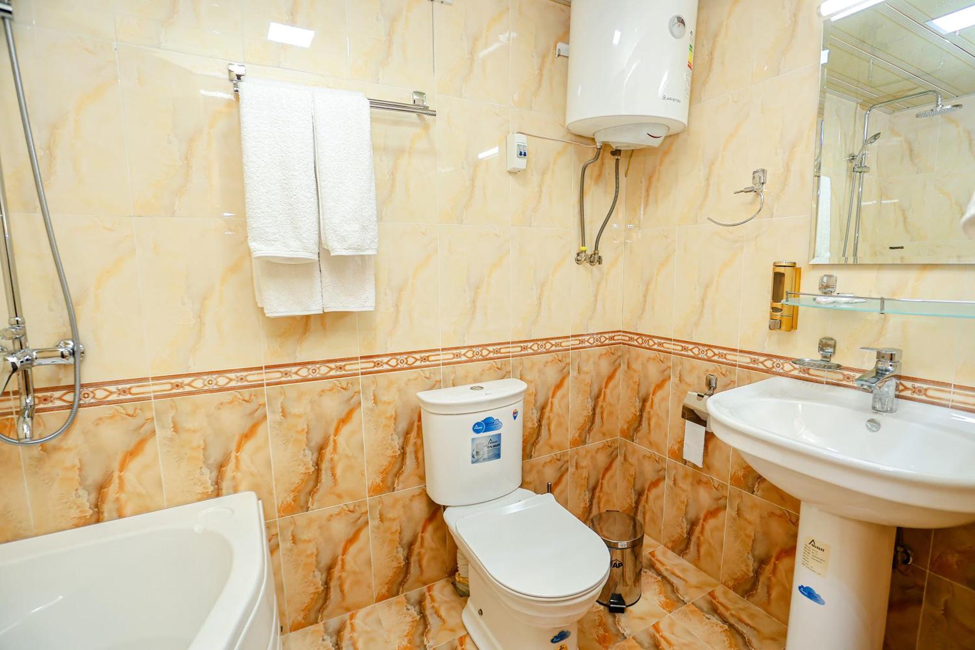 Yangi Sharq Hotel Samarkand Exterior photo